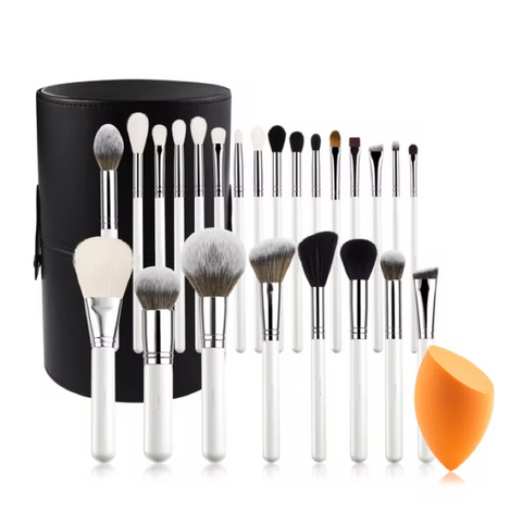Makeup Brushes & Tools