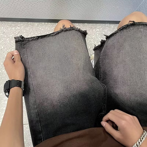 Thin Gradient Raw Edge Denim Shorts For Men